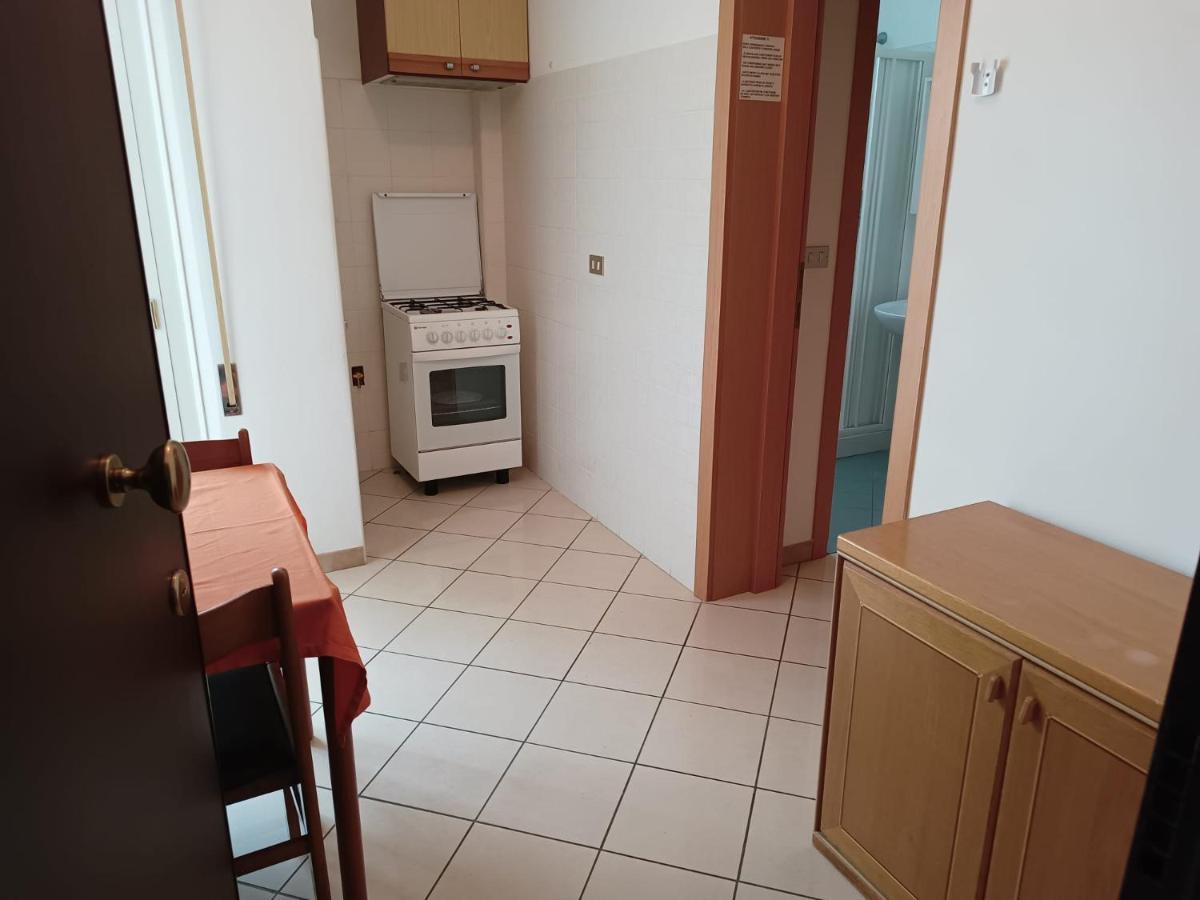 Appartamenti Carlotta Rimini Exterior foto