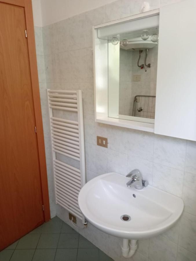 Appartamenti Carlotta Rimini Exterior foto