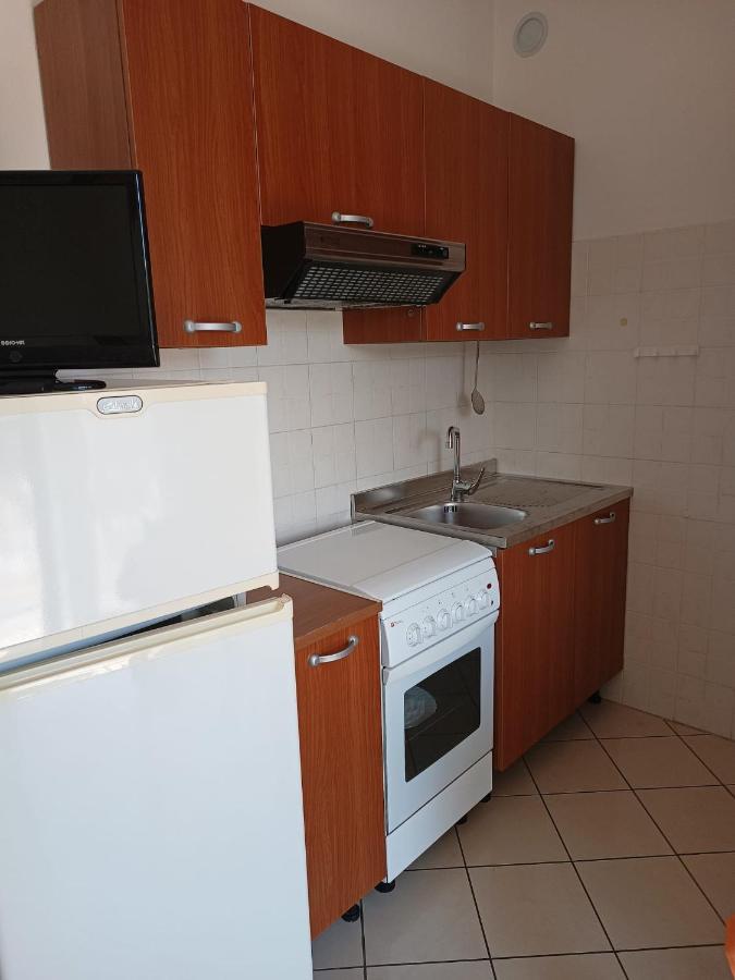 Appartamenti Carlotta Rimini Exterior foto