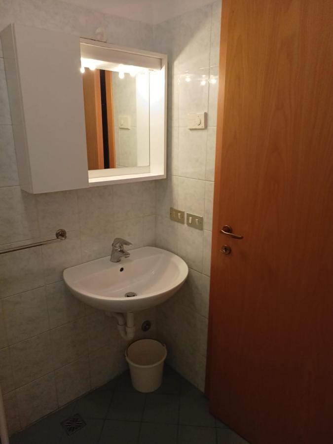 Appartamenti Carlotta Rimini Exterior foto